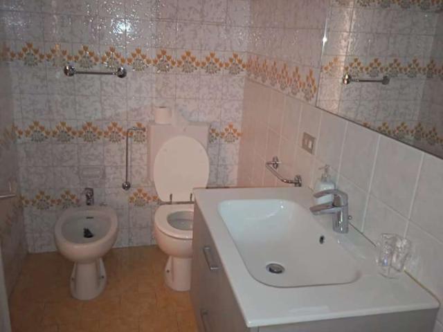 Bilocale arredato zona Trippi