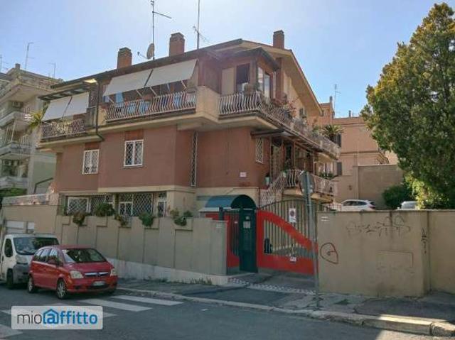 Bilocale arredato Appio latino, appia nuova, appio pignatelli, capannelle