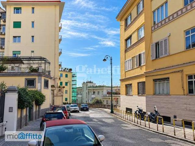 Bilocale arredato Arenella