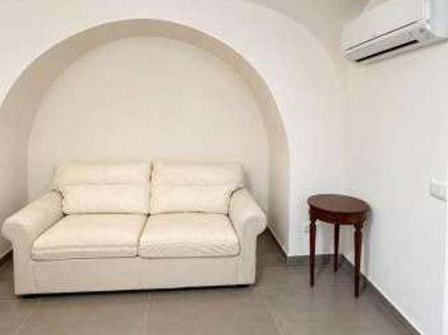 Bilocale arredato Arenella