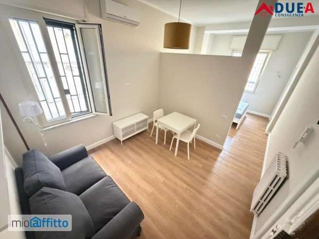 Bilocale arredato Arenella