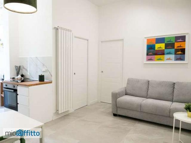 Bilocale arredato Arenella