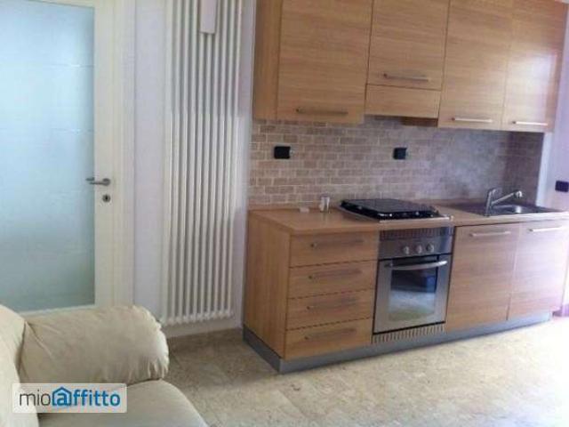 Bilocale arredato Bari