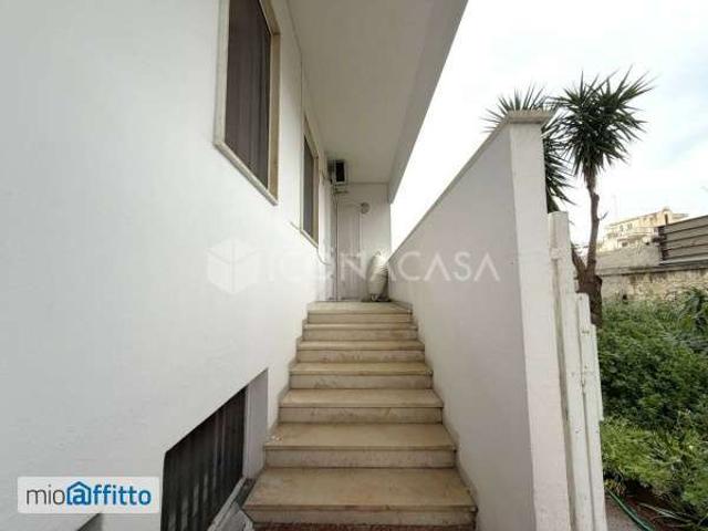 Bilocale arredato Bari