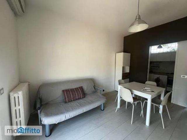 Bilocale arredato Barona, giambellino, lorenteggio, famagosta, inganni