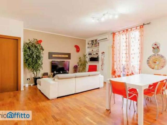 Bilocale arredato Buenos aires, indipendenza, p.ta venezia