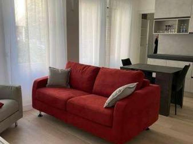 Bilocale arredato Buenos aires, indipendenza, p.ta venezia