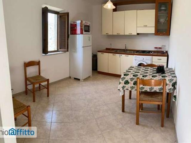 Bilocale arredato Caulonia