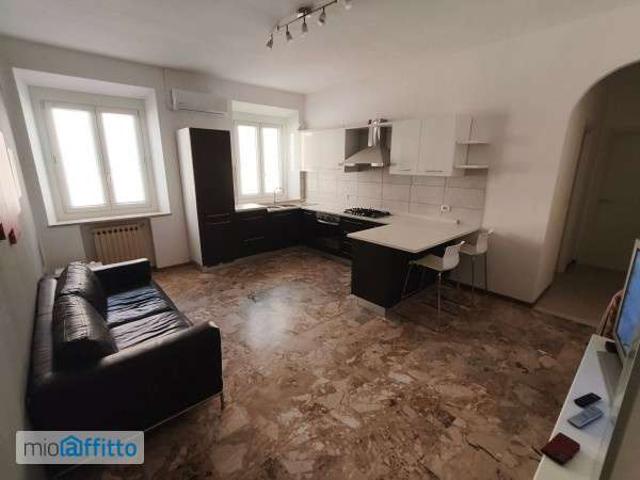 Bilocale arredato Centro