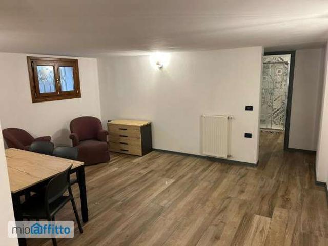Bilocale arredato Centro