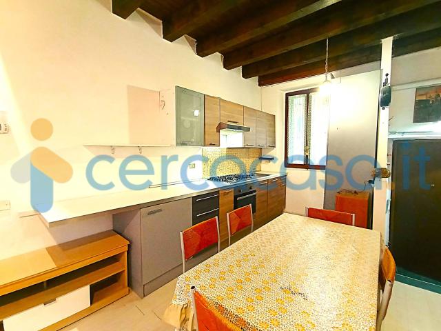 BILOCALE ARREDATO CENTRO POGLIANO