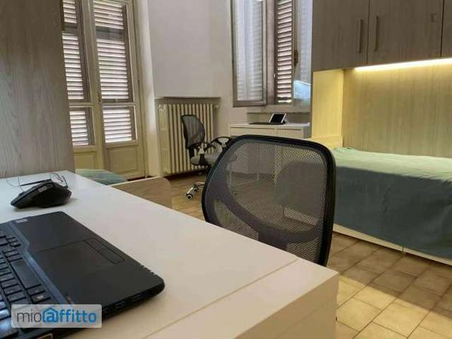 Bilocale arredato Cenisia