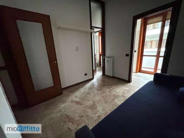 Bilocale arredato Certosa, quarto oggiaro, villa pizzone