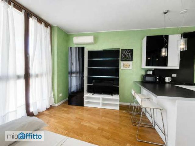Bilocale arredato Certosa, quarto oggiaro, villa pizzone