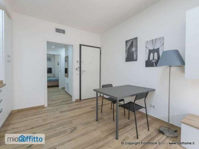 Bilocale arredato Certosa, quarto oggiaro, villa pizzone