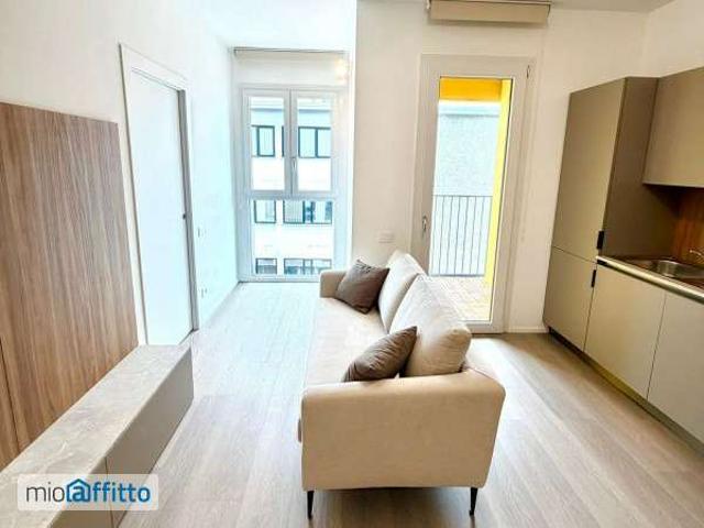 Bilocale arredato Certosa, quarto oggiaro, villa pizzone