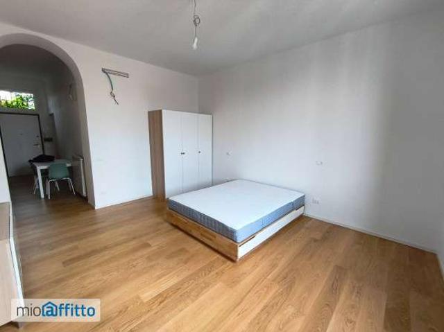 Bilocale arredato Certosa, quarto oggiaro, villa pizzone