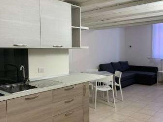 Bilocale arredato Certosa, quarto oggiaro, villa pizzone