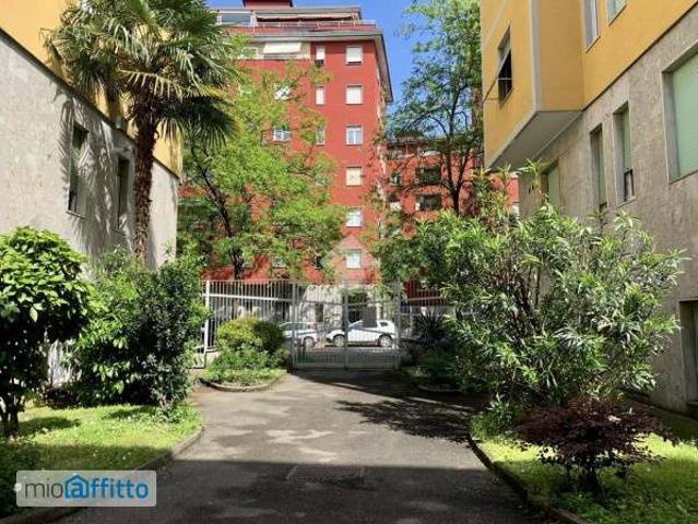 Bilocale arredato Certosa, quarto oggiaro, villa pizzone