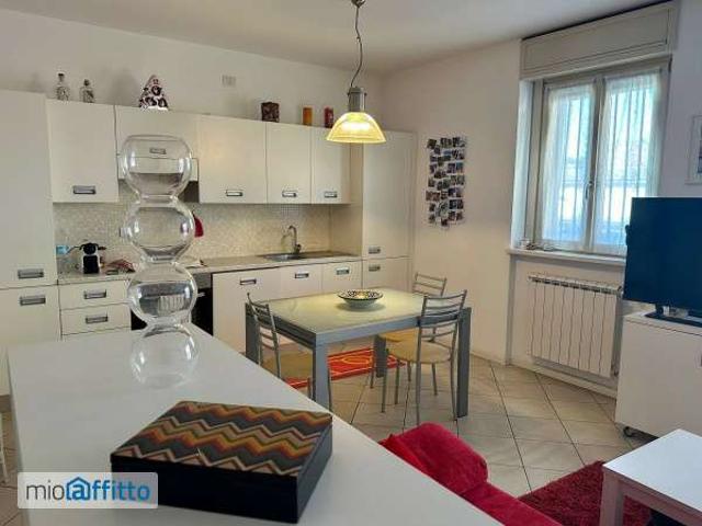 Bilocale arredato Certosa, quarto oggiaro, villa pizzone