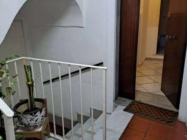 Bilocale arredato Chiaia