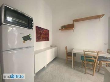 Bilocale arredato Chiesa rossa, cermenate, ripamonti