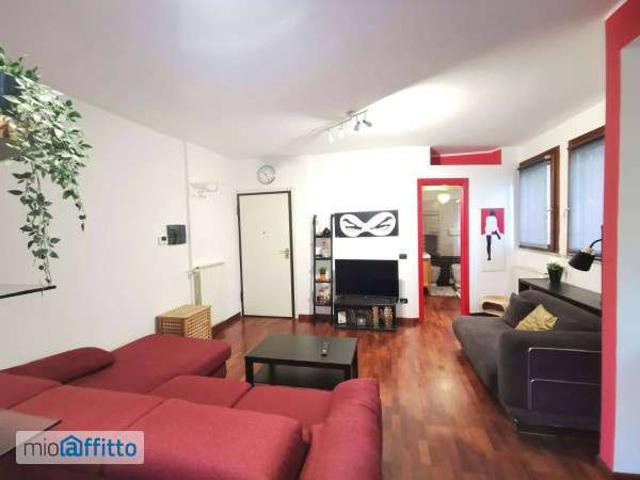 Bilocale arredato Chiesa rossa, cermenate, ripamonti