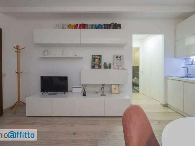 Bilocale arredato Chiesa rossa, cermenate, ripamonti
