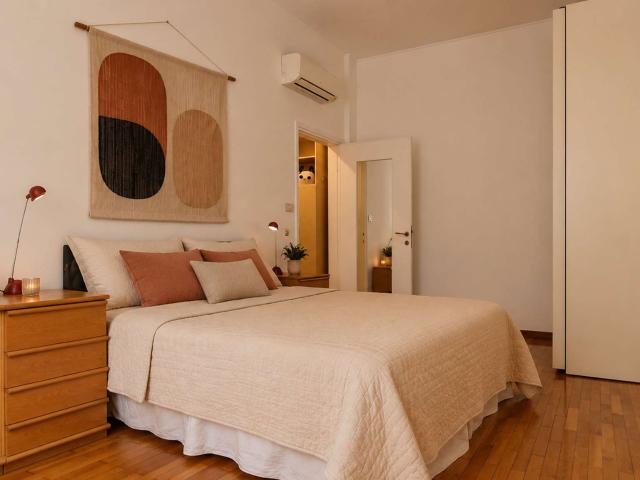 BILOCALE ARREDATO CON BALCONE IN ZONA MOSCOVA
