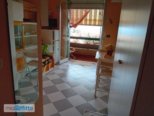 Bilocale arredato con terrazzo Giardini Naxos