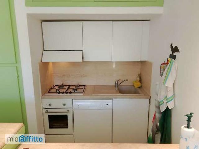 Bilocale arredato con piscina Rapallo