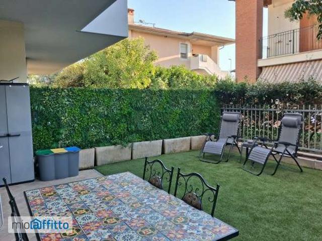Bilocale arredato con piscina Rivoltella