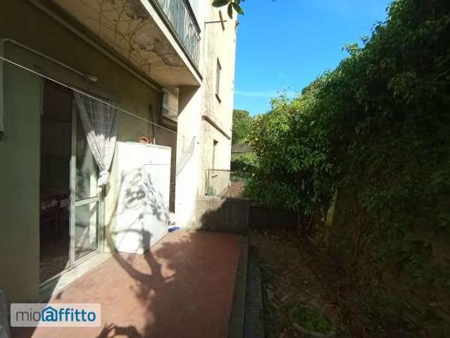 Bilocale arredato con terrazzo Cornigliano