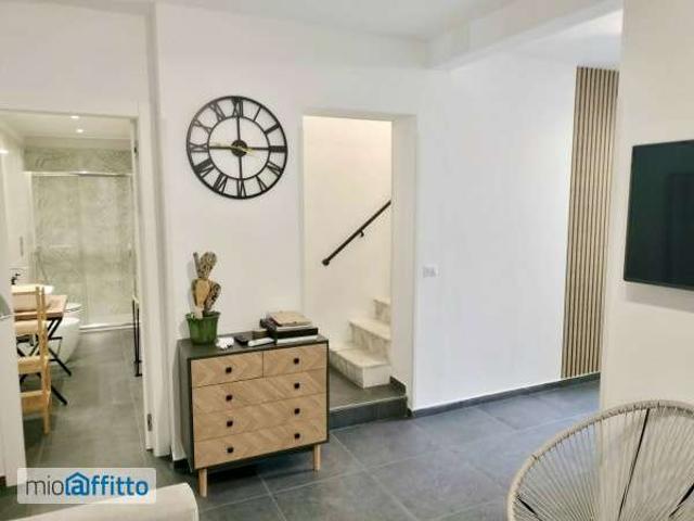 Bilocale arredato con terrazzo Catania