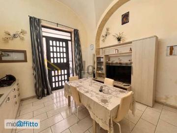 Bilocale arredato con terrazzo Catania