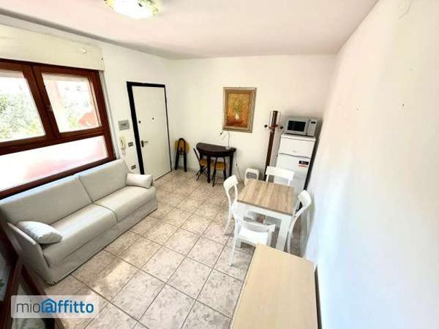 Bilocale arredato con terrazzo Cagliari