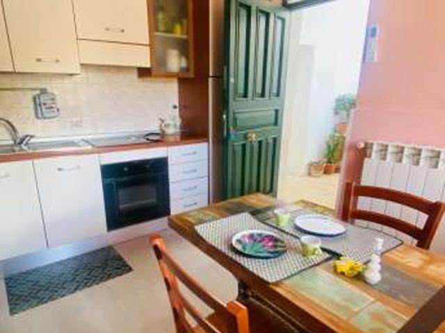 Bilocale arredato con terrazzo Campinola