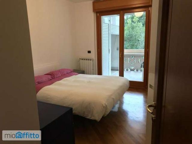 Bilocale arredato con terrazzo Cassia, tomba di nerone, roma