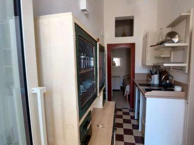 Bilocale arredato con terrazzo Castro