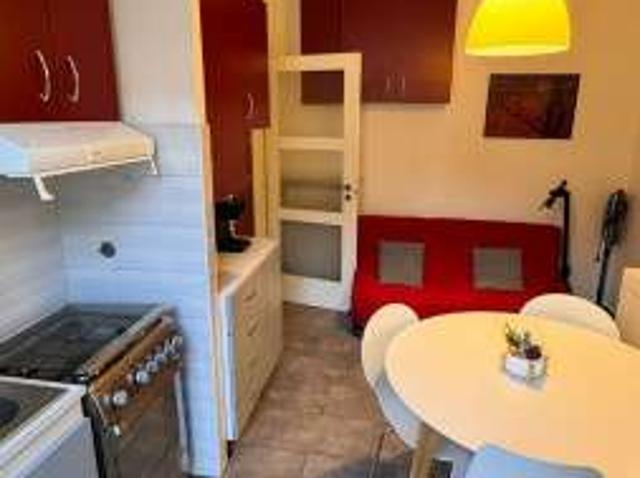 Bilocale arredato con terrazzo Cenisia