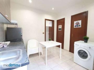 Bilocale arredato con terrazzo Cenisia