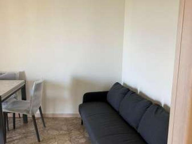 Bilocale arredato con terrazzo Cenisia