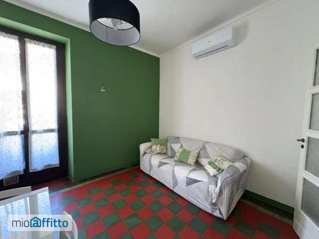 Bilocale arredato con terrazzo Cenisia