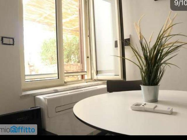 Bilocale arredato con terrazzo Centola