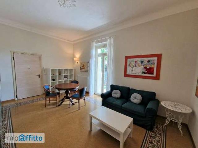 Bilocale arredato con terrazzo Centro colli