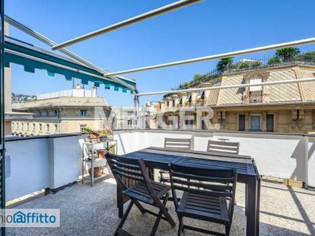 Bilocale arredato con terrazzo Centro quadrilatero