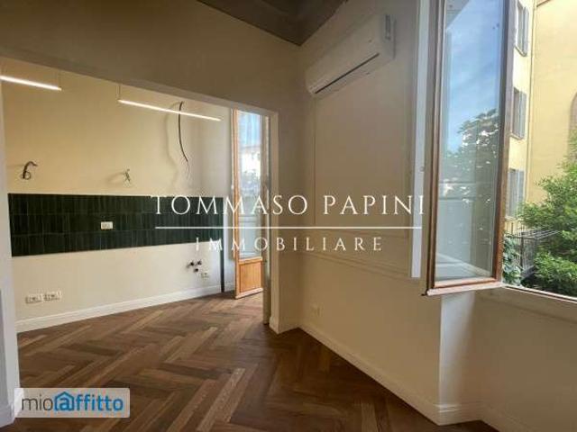 Bilocale arredato con terrazzo Centro storico