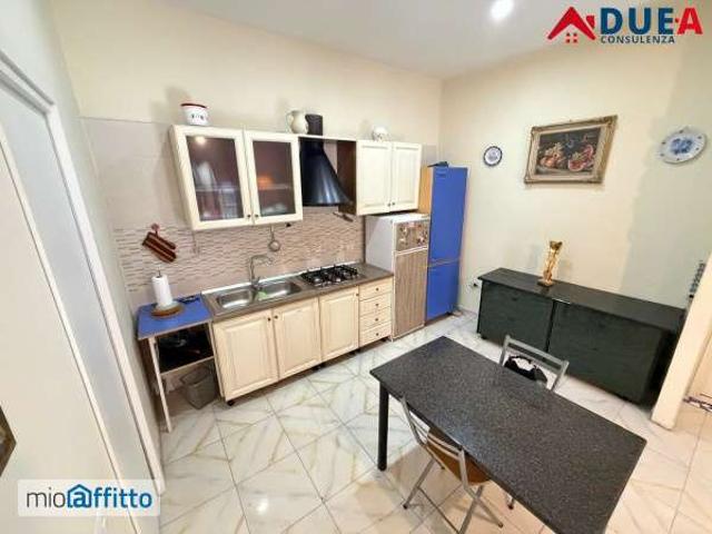 Bilocale arredato con terrazzo Centro tribunali
