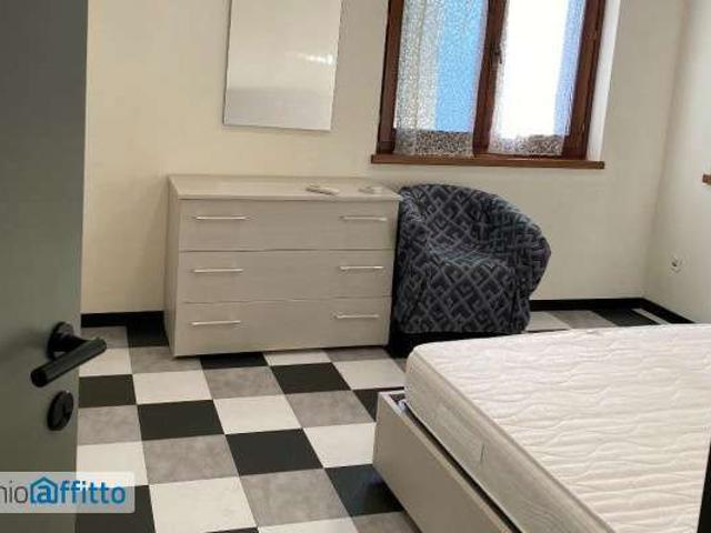 Bilocale arredato con terrazzo Centro