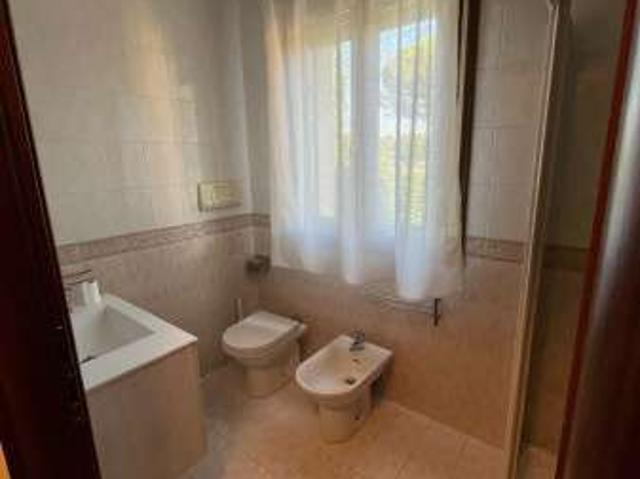 Bilocale arredato con terrazzo Centro